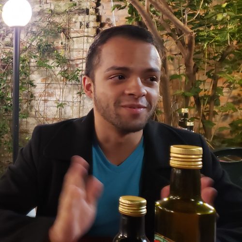 Cristian Dávila having dinner somewhere in Italy 2019